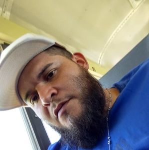 Meet your Posher, Luis angel